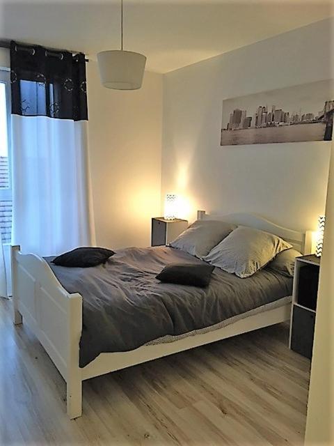 "Bienvenue" Appartement T2 Meuble Savigny-le-Temple Exterior photo
